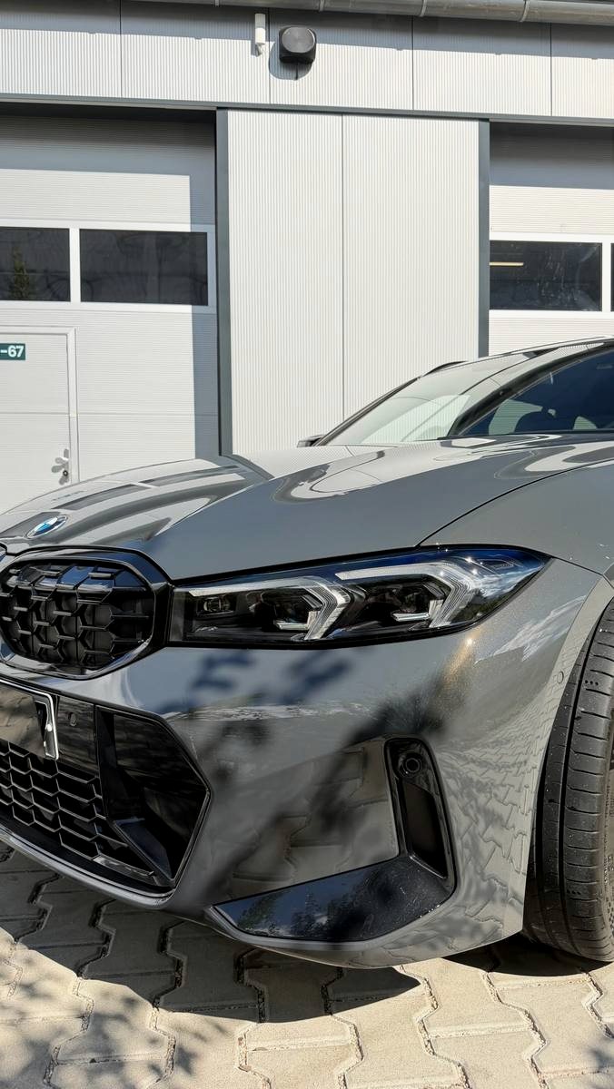 Klarer Tiefenglanz am aufbereiteten BMW M340i